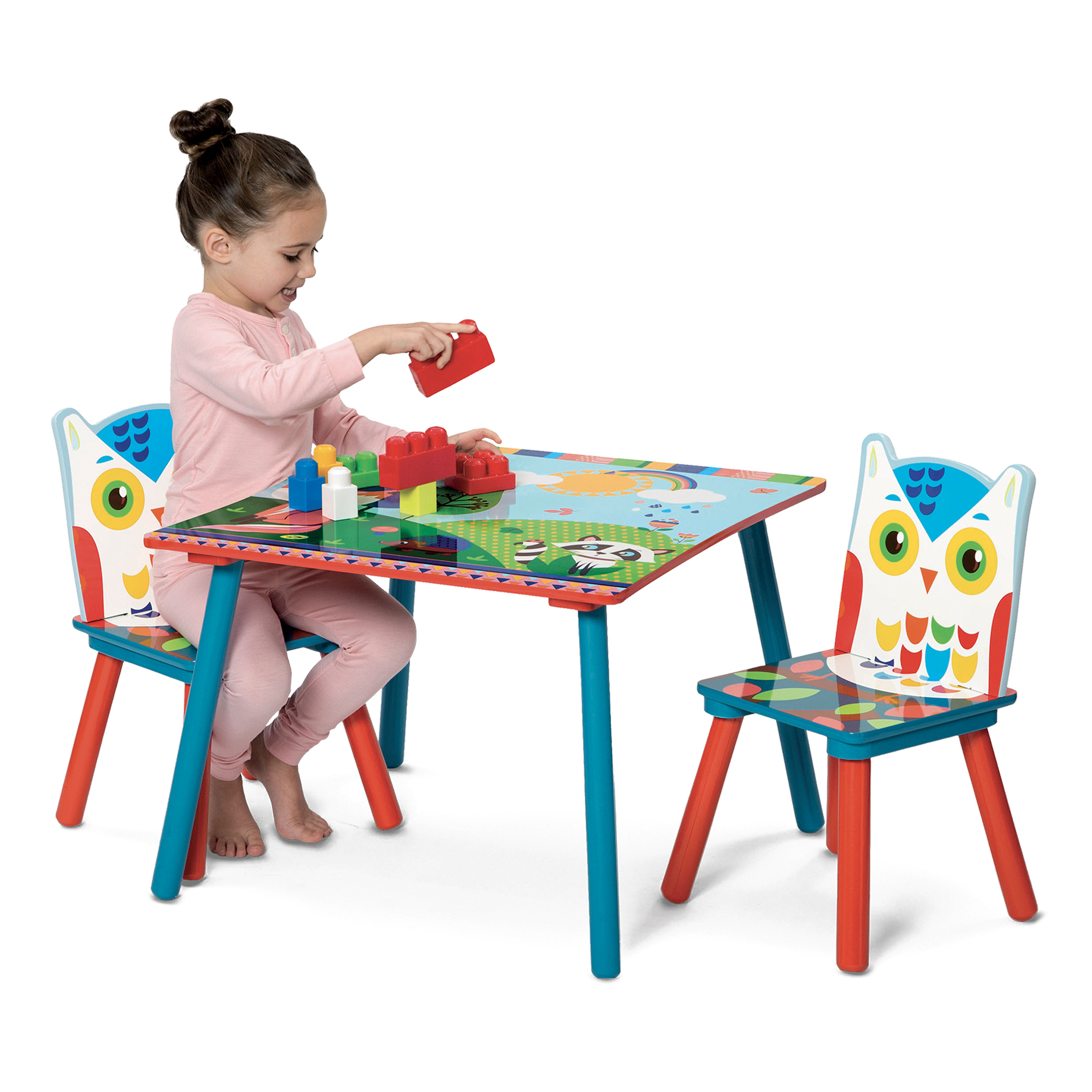 Tavole e sedie in legno gufo